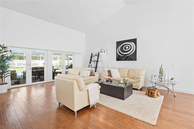 Foto del edificio - 9717 SW 111th Terrace