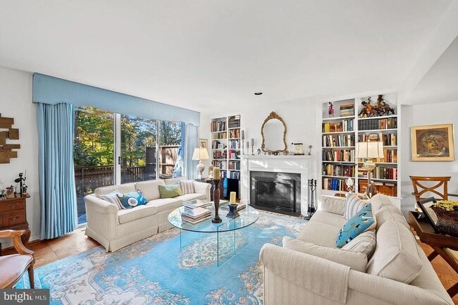 Building Photo - 42 Bouton Green Ct