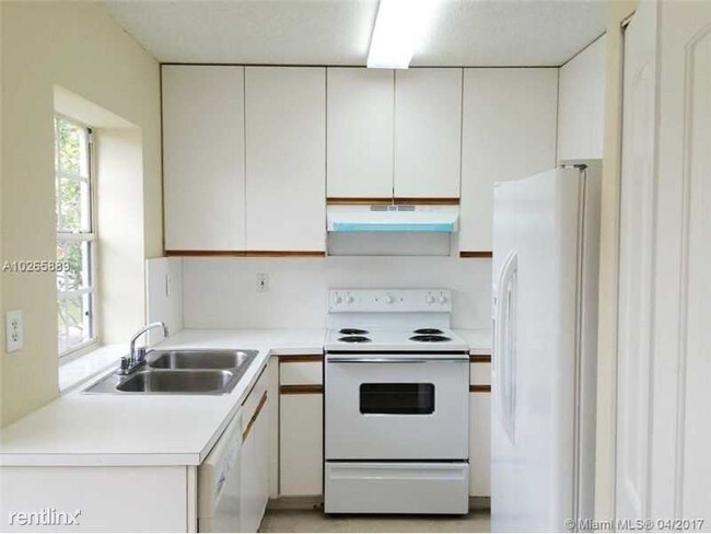 Building Photo - 13701 SW 147th Circle Ln