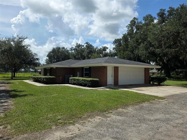 Foto del edificio - 25601 Laylaine Dr