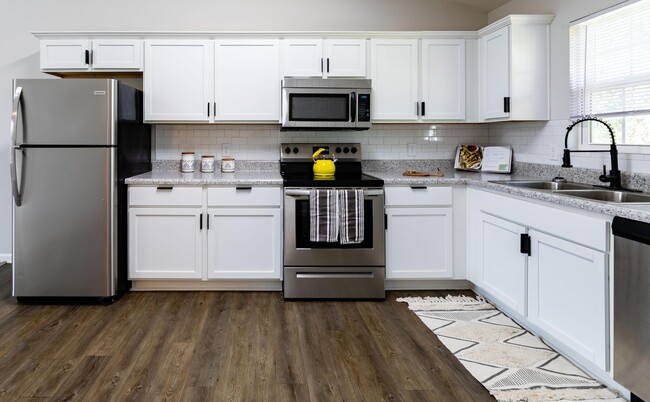 Photo - Brighton Park Apartments