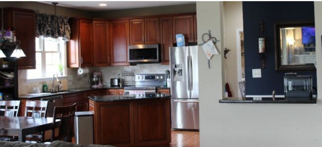 Foto del edificio - 13200 Eagle Lake Ct