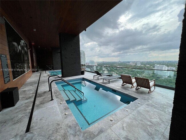 Foto del edificio - 1451 Brickell Ave