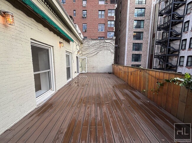 Foto del edificio - WEST 9 AVE