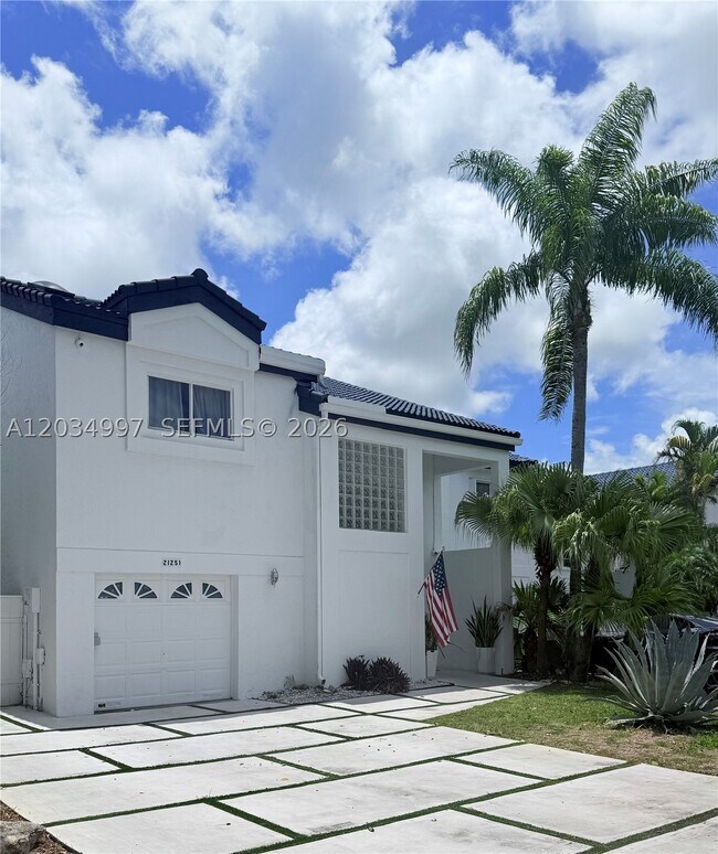 Foto del edificio - 21251 NE 3rd Ct
