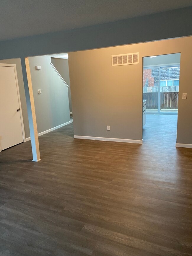 Building Photo - 3317 Bridge Manor Dr