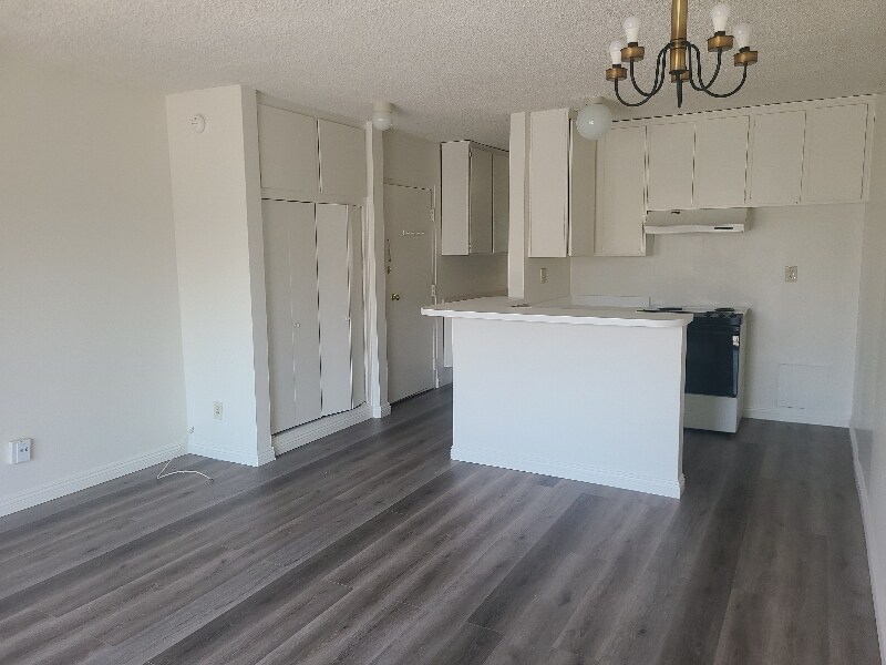 Foto principal - 160 S El Molino Ave