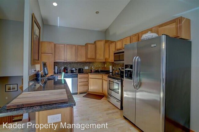 Foto del edificio - 4 br, 3 bath House - 946 Jenna Dr.