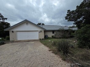 Building Photo - 335 Goat Creek Cutoff Rd W