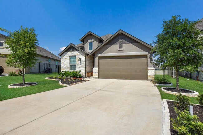 Building Photo - 524 Calmo Ct