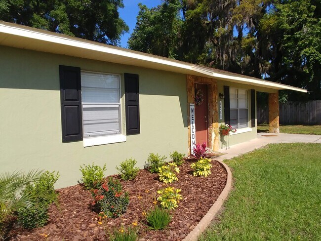Foto del edificio - 4458 County Road 472