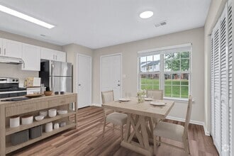 Building Photo - Hideaway Townhomes
