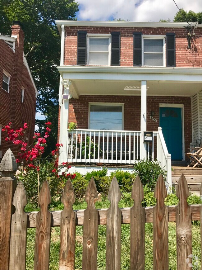 Dupont Park Houses under 600 Washington, DC 5 Homes
