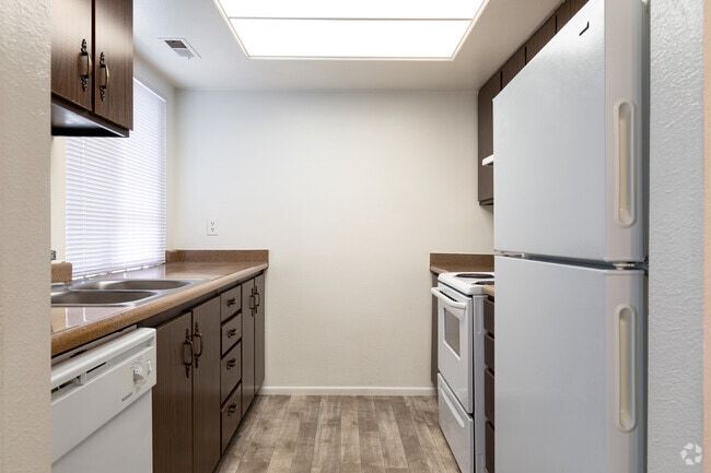 Interior Photo - Fox Point in Old Farm