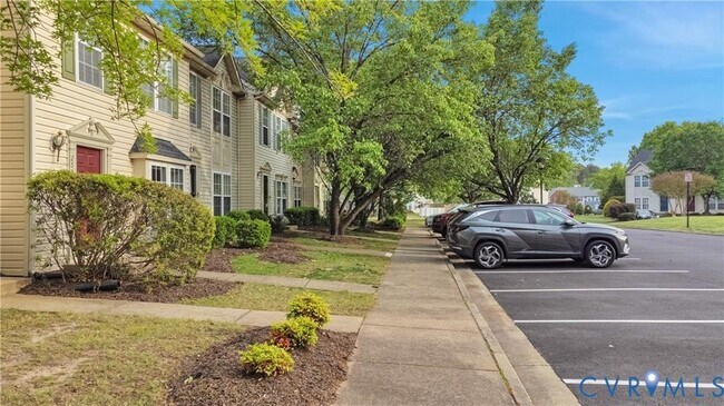 Foto del edificio - 2545 Mountain Ash Cir