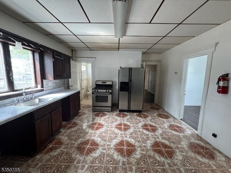 Foto principal - 494 10th Ave