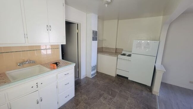 Foto del edificio - 1 bed 1 bath Sparks apartment For Rent