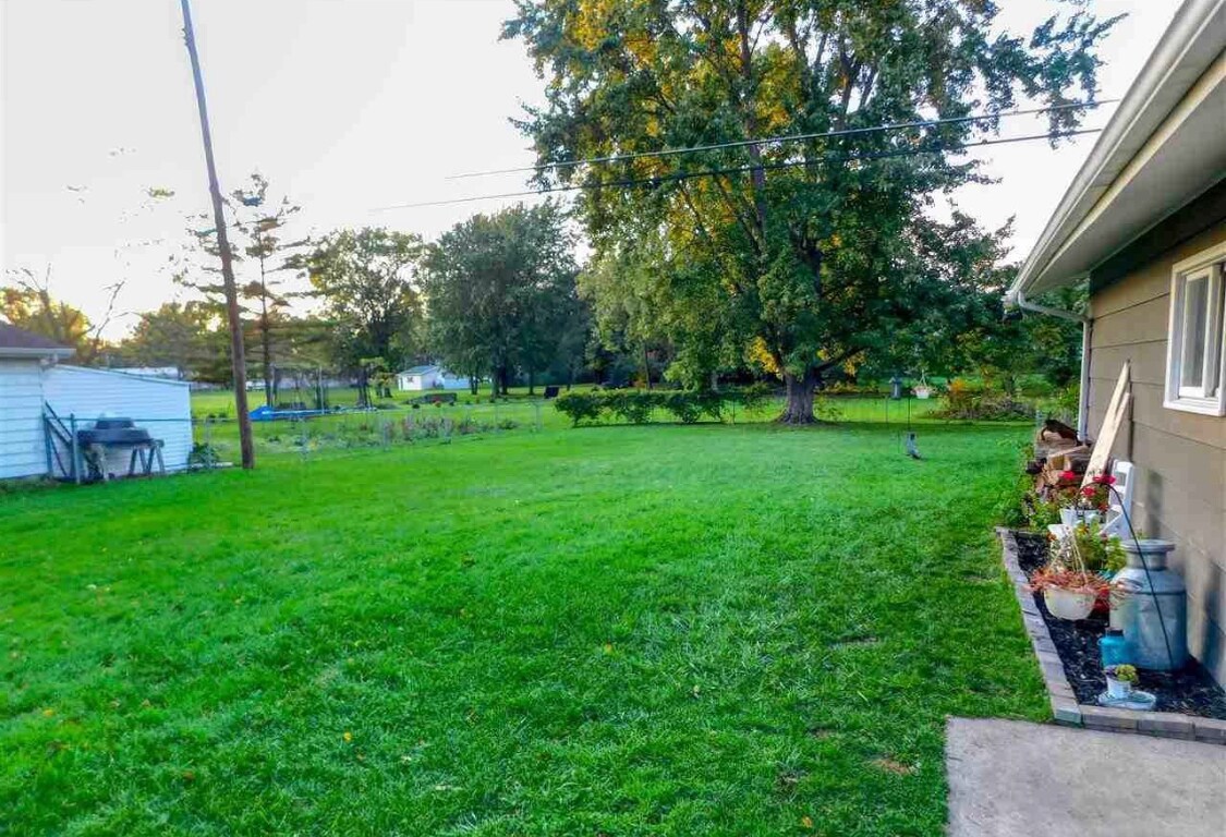 Primary Photo - 2138 Gratiot Blvd