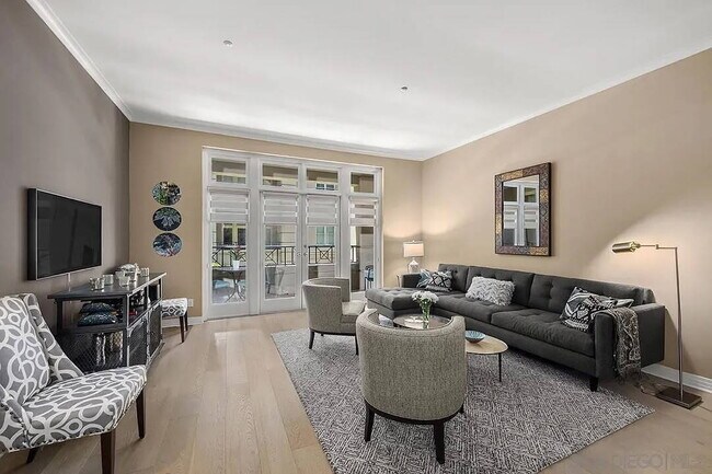 Foto del edificio - Luxury Marina District Condo for Rent
