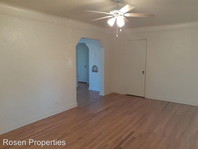 Building Photo - 4355 Batavia Pl