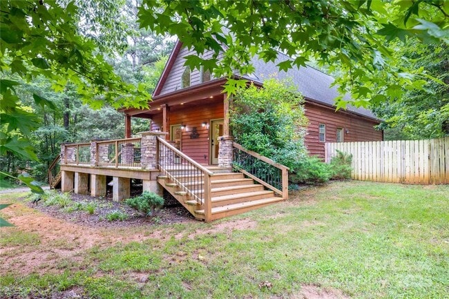 Foto del edificio - 102 Serene St