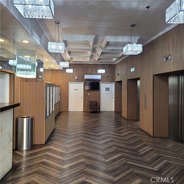 Foto del edificio - 312 W 5th St