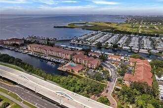 Building Photo - 5000 Culbreath Key Way