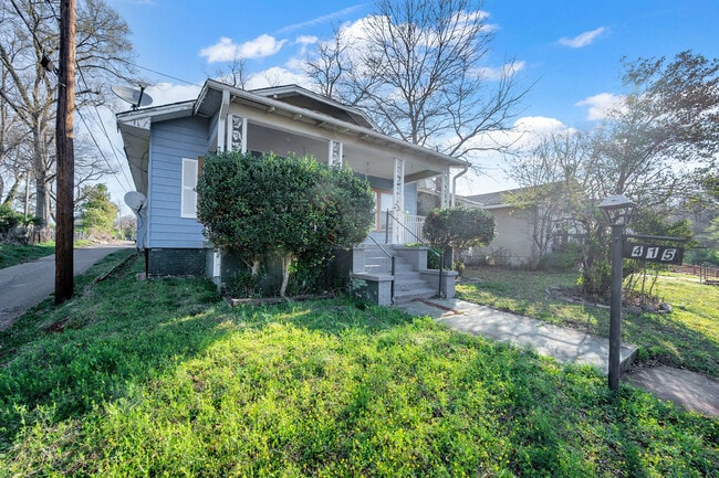 Foto del edificio - 415 19th St N