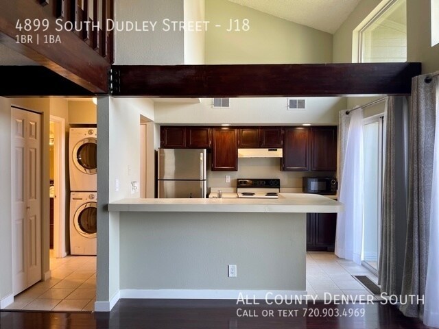 Foto del edificio - Charming Condo in Littleton with a Loft!