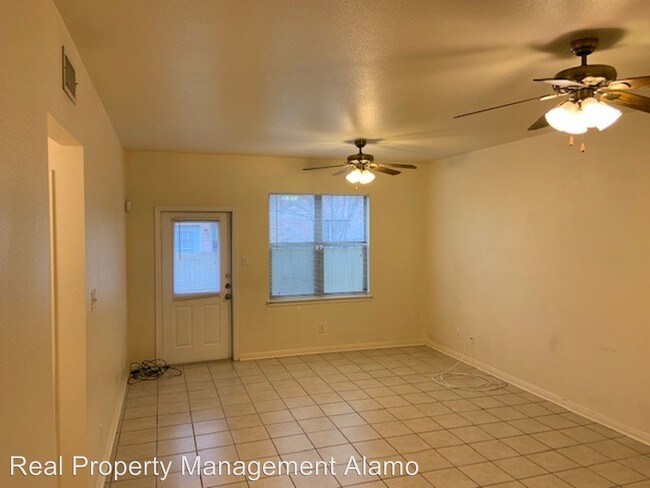 Building Photo - 510 Dukeway Dr