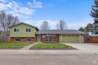 Building Photo - 1897 E Quincy Dr