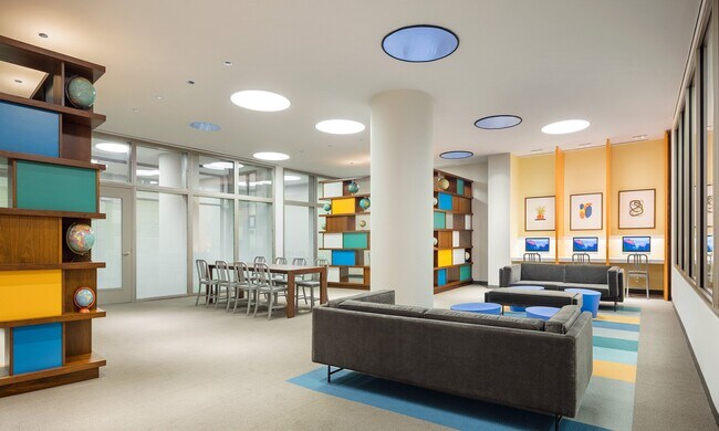 Foto del edificio - 205 E 92nd St