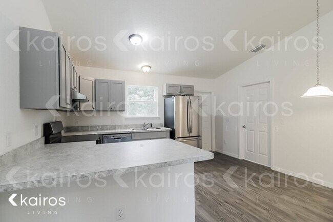 Building Photo - 2852 SW 161St Loop