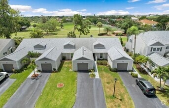 Building Photo - 9394 Westlinks Terrace