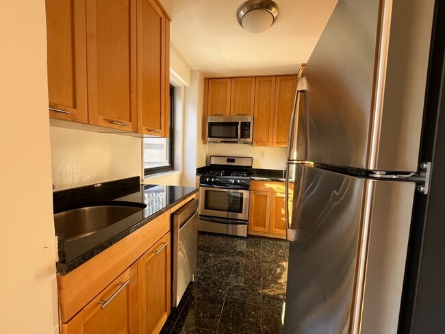 Foto del edificio - 145 Fourth Avenue