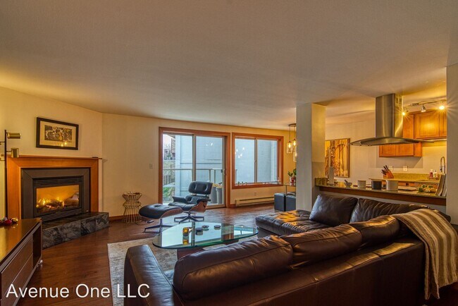 Foto del edificio - 2 br, 1 bath House - 1730 Taylor Ave N #209