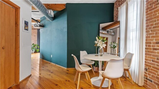 Foto del edificio - 407 Pine St