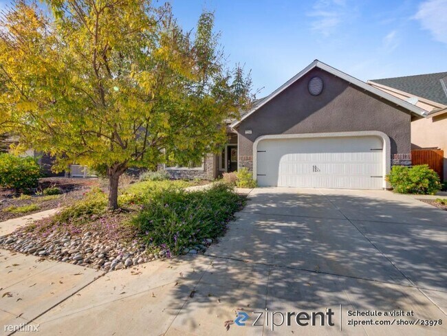 Building Photo - 4 br, 2 bath House - 2286 Amanecer Ave, Cl...