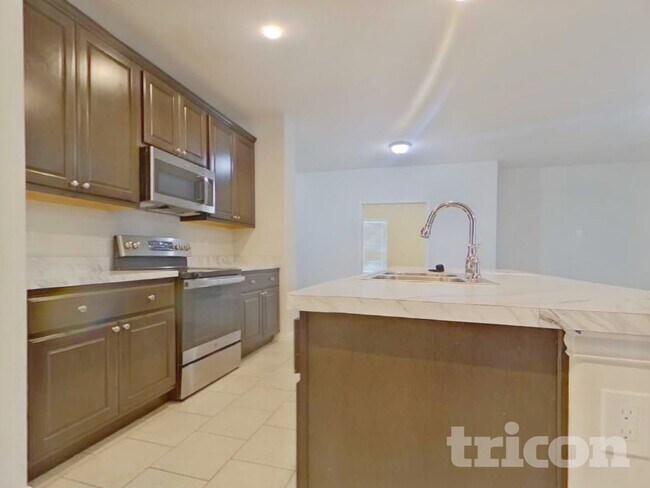 Foto del edificio - 332 Marble Creek Dr
