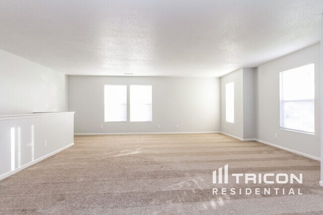 Foto del edificio - 453 Bridgewater Dr