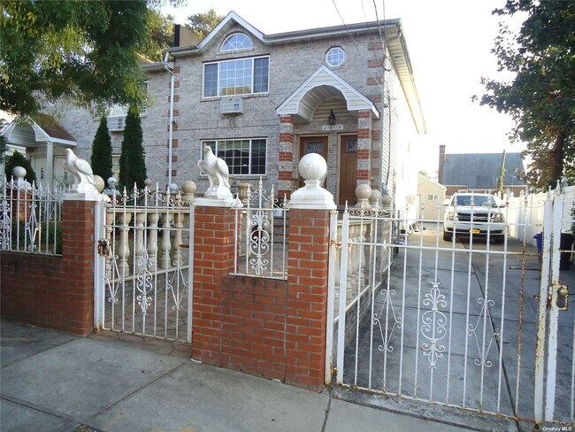 Building Photo - 216-14 114th Ave