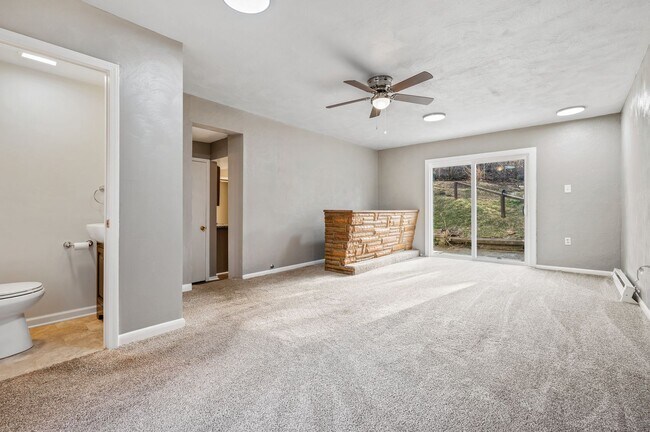 Foto del edificio - Updated 3 bedroom in Elliot Minutes from the West End Overlook!
