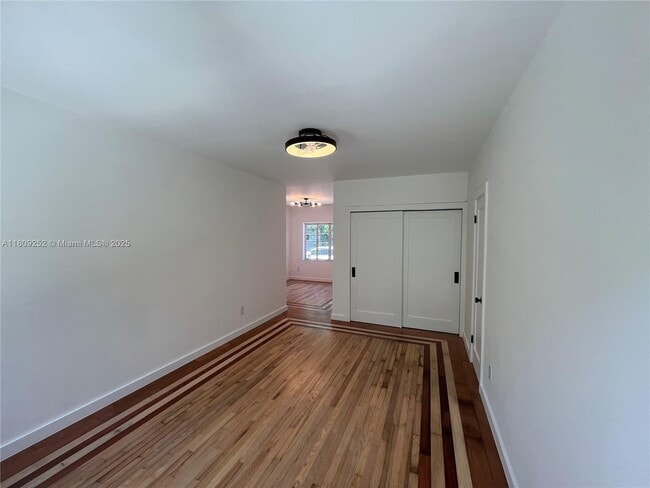 Building Photo - 145 NE 82nd Terrace