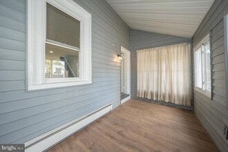 Building Photo - 145 Summit Terrace