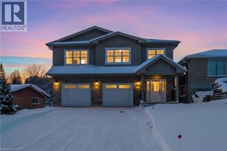 Building Photo - 11 Hamilton Dr