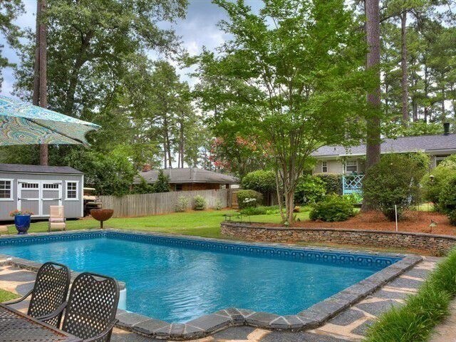 Foto del edificio - Mid Century Ranch near Augusta Country Club