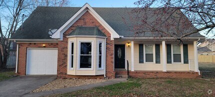 Building Photo - 3103 Larson Ln