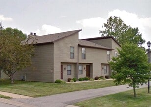 Building Photo - 449 Ponderosa Ave