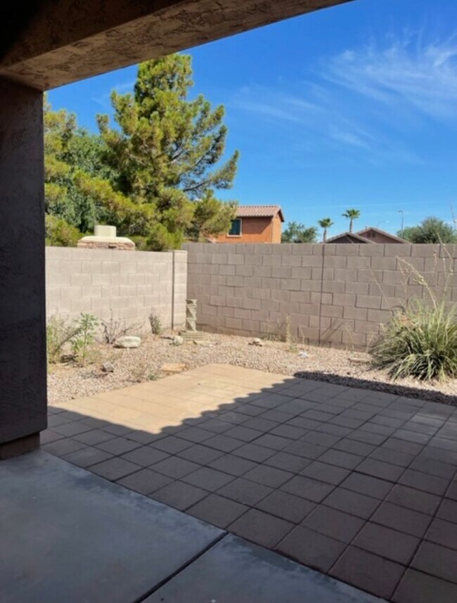 Building Photo - SUN GROVES 3 BED 2 BATH CHANDLER HOME