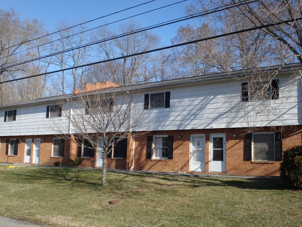 Building Photo - Buchanan Apartments